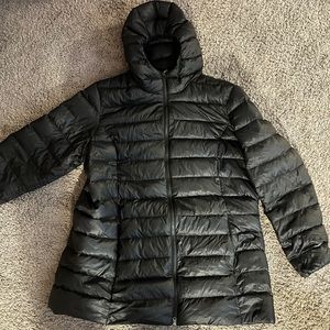 Eddie Bauer XXL down jacket black, barely worn